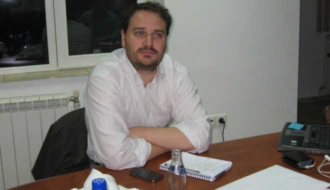 Locuri de practică pentru cadeții români - andrewbailey-1320596949.jpg