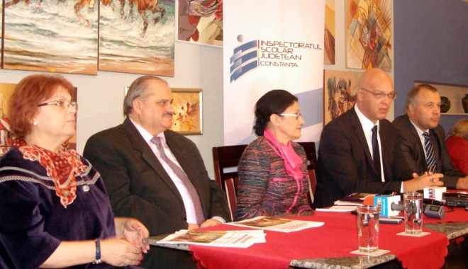 Cum și când pot crește salariile profesorilor - andronescu1-1382029373.jpg