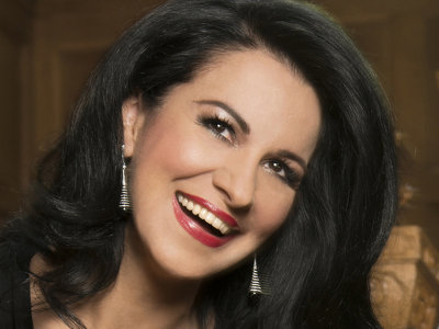 Angela Gheorghiu vorbește despre bătăile primite de la soțul ei - ang-1372868279.jpg