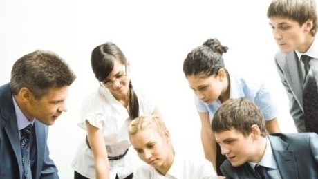 Multinaționalele caută peste 2.500 de angajați - angajati49856000-1319139644.jpg