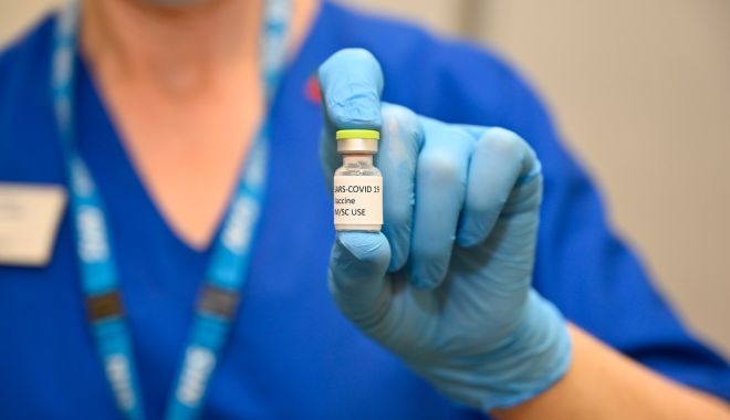 VIDEO / Angajaţii Spitalului Judeţean Constanţa, vaccinaţi împotriva COVID-19 - angajatii-1609747864.jpg
