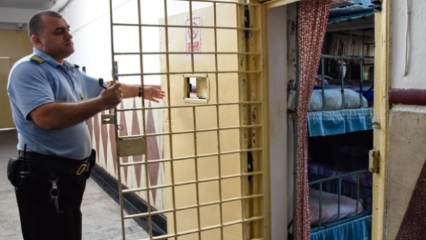 Angajații din penitenciare au declanșat proteste pe durată nedeterminată - angajatipenitenciare39361700-1501571805.jpg