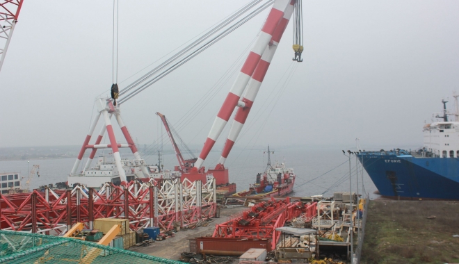 UPDATE / ITM SE RĂZGÂNDEȘTE: NU A MURIT NIMENI ÎN FAȚA SEDIULUI GSP - angajatport-1500382940.jpg