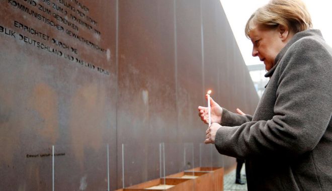 Angela Merkel îi cere Europei să-și apere valorile fundamentale - angela-1573435484.jpg