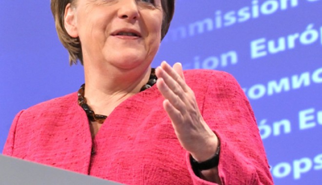 Angela Merkel va face totul pentru ancorarea  Marii Britanii la Uniunea Europeană - angelamerkel-1352385141.jpg