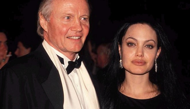 Jon Voight, tatăl Angelinei Jolie, se află într-o vizită privată în România - angelinajoliecopy-1347909063.jpg