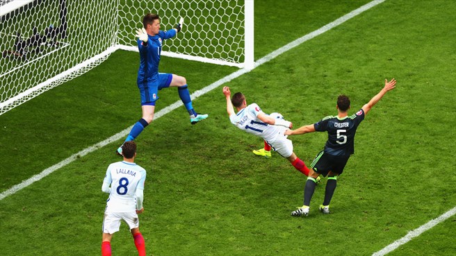 Galerie foto. Euro 2016. Duel britanic decis dramatic în prelungiri - anglia1-1466146671.jpg