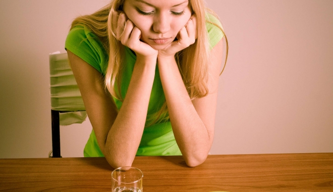 Anorexia nervoasă ar putea fi vindecată cu ajutorul electrozilor - anorexiementale1-1487957470.jpg