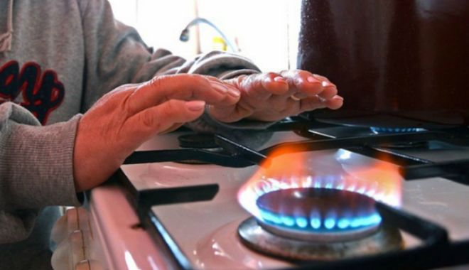 ANRE: Există riscul ca, la iarnă, să nu poată fi alimentați cu gaze toți consumatorii din România - anre-1567022509.jpg