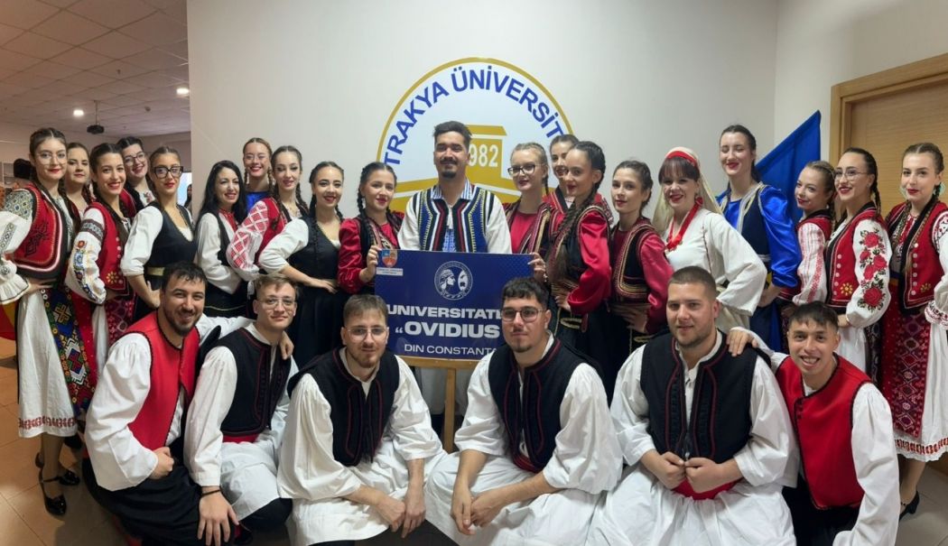 Ansamblul folcloric studențesc 