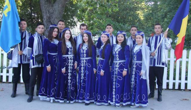 Ansamblu al UDTTMR, mesager al folclorului tătăresc la Yalova - ansamblualudttmr3-1437915410.jpg