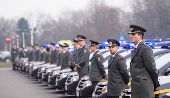Antifrauda caută evazioniști și contrabandiști pe platforma portului Constanța Sud - Agigea - antifraudaportagigea-1527577077.jpg