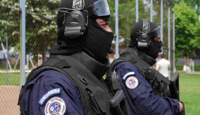SRI: Atacuri cibernetice asupra unor site-uri românești, cu mesaje islamiste radicale - antitero-1421440077.jpg