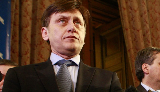 Antonescu: Episodul Roșca Stănescu e încheiat. L-am asigurat pe Ponta că are sprijinul nostru - antonescu-1368877866.jpg