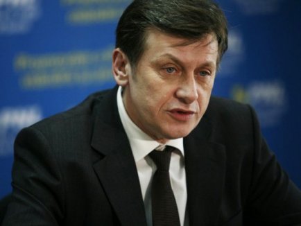 Crin Antonescu: Băsescu NU va reveni la Cotroceni - antonescuamevitatconflictulsocia-1345308473.jpg
