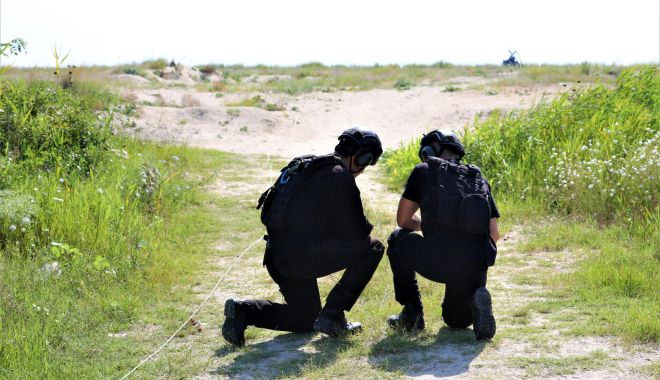 GALERIE FOTO. Antrenamente în Poligonul Capu Midia. „Oamenii invizibili” se pregătesc la malul mării - antrenamente-1626347551.jpg