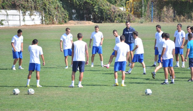 FC Farul o tratează cu prudență pe Dunărea Galați - antrenamentfcfarul21-1317758407.jpg