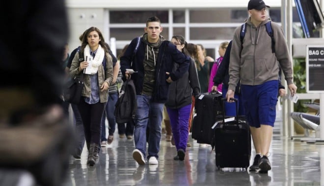 Cum să te descurci când îți este anulat zborul de avion - anularezbor-1383916280.jpg