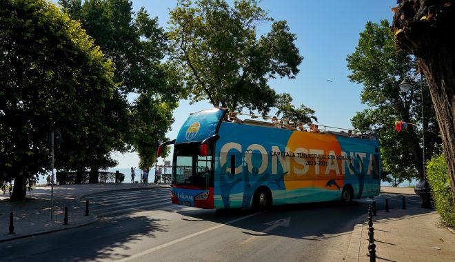 Autobuzele etajate CT Bus îşi deviază traseul în acest weekend - anuntdevierecitytour-1628325379.jpg