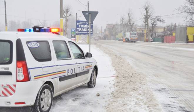 Polițiștii nu glumesc! Șoferi amendați  că nu și-au 