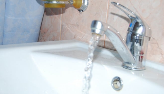 Centrul Constanței și zona Casa de Cultură, fără apă caldă - apa-1336599119.jpg