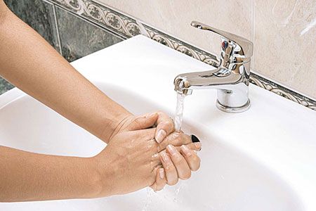 Bulevardul 1 Mai, fără apă potabilă - apa-1372410004.jpg