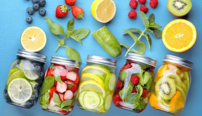 Apa infuzată, de mare ajutor în eliminarea toxinelor din organism - apa-infuzata-1684502494.jpg