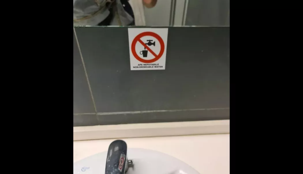 Apa de la robinet, potabilă și gratuită în Aeroportul „Henri Coandă” - apa-potabila-1770017096.webp