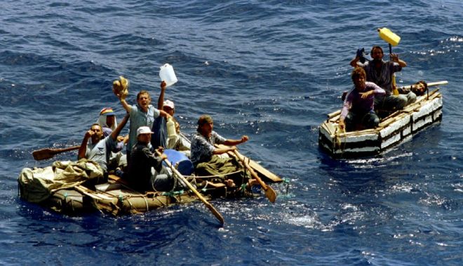 Garda de Coastă malteză a salvat de la înec 85 de migranți - apa2-1557587410.jpg