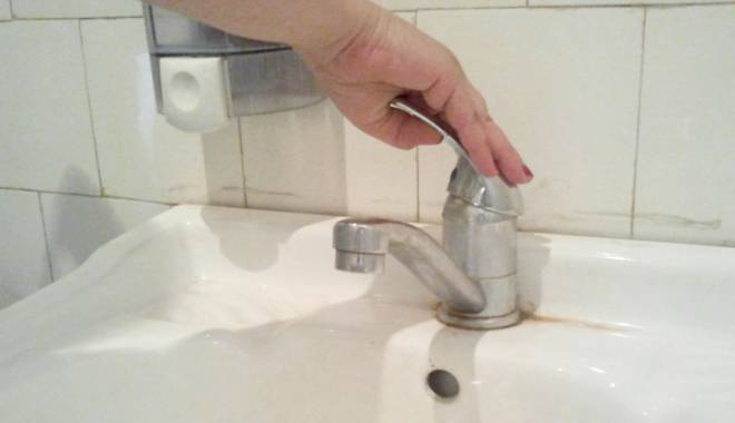 Se extinde rețeaua de apă de la Agigea - aparobinet-1432664220.jpg