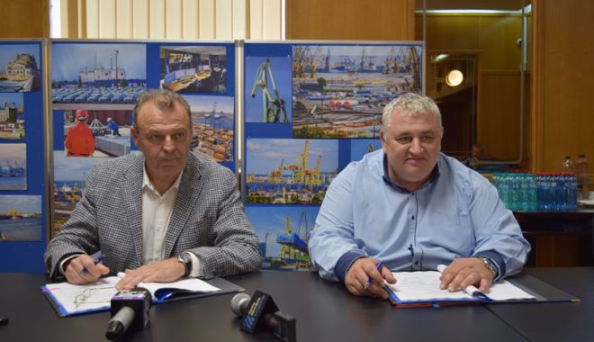 A fost semnat contractul de finanțare pentru dragajul din Portul Constanța - apcsemnarecontract-1535733942.jpg