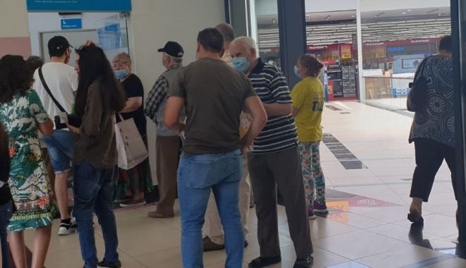 Apel de la autorități: anunțați dacă nu ajungeți la programarea de la Buletine - apeldebuletine-1597158524.jpg