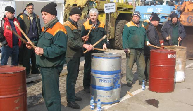 Apelul portuarilor către președintele Klaus Johannis - apelulportuarilor-1433506175.jpg