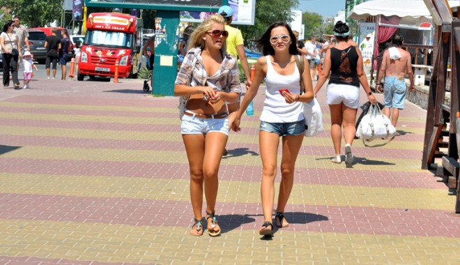 Aplicație mobilă cu drepturile de consumatori, pentru turiștii europeni - aplicatiemobila-1405443076.jpg