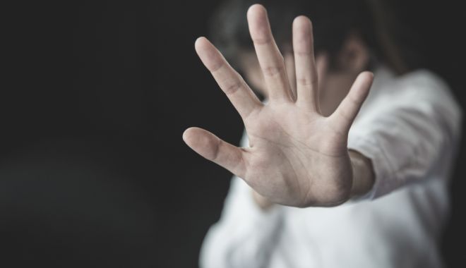 Aplicație mobilă în sprijinul victimelor violenței domestice - aplicatiemobila-1588869959.jpg