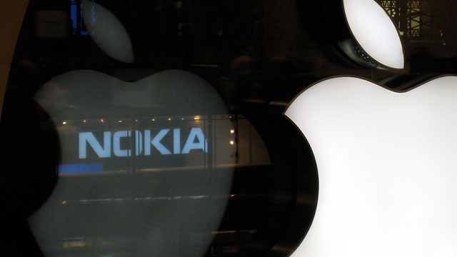 Compania Nokia dă în judecată Apple Inc - apple-1482355501.jpg