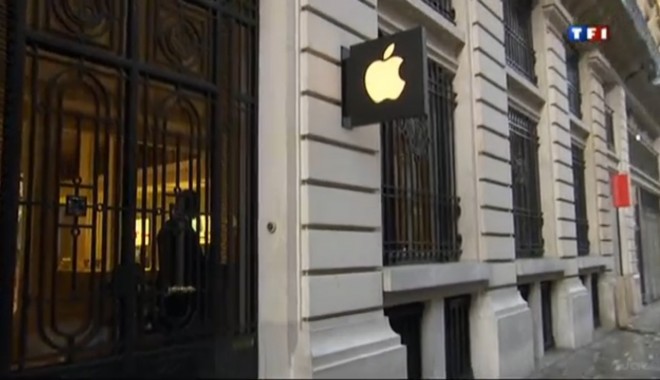 Jaf de un milion de euro la un magazin Apple din Paris - apple2-1357140043.jpg