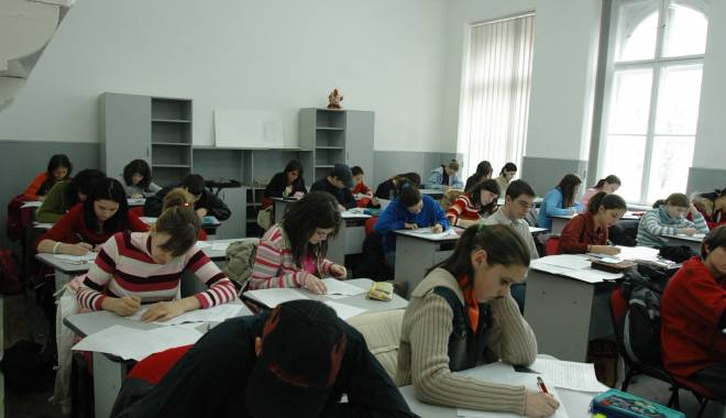 Cea mai mare provocare pentru 2.200 de elevi constănțeni - aproape2200-1418367155.jpg