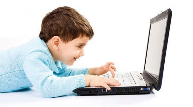 Aproape 79% dintre români folosesc internetul - aproape79lasutadintreromanifolos-1567760587.jpg