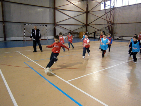 Aproape 900 de elevi vor beneficia de o nouă sală de sport în Medgidia - aproape900-1394804422.jpg