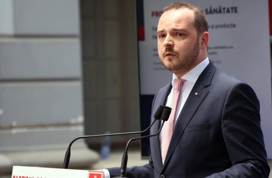 Ministrul Rogobete pune „tunurile” pe medicii care pleacă de la stat la privat în timpul programului - ar-1771610195.webp
