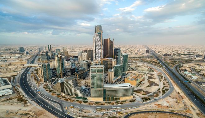 Călătoriți în Arabia Saudită? Sfaturi utile pentru a nu fi AMENDAȚI! - arabia-1569768482.jpg