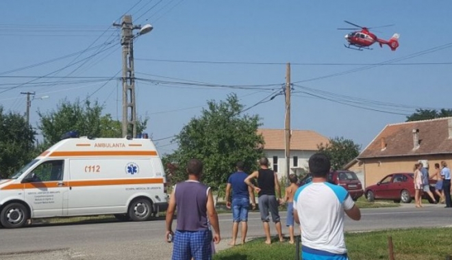 Bărbat spulberat pe trecerea de pietoni. Un elicopter SMURD a intervenit - aradonelicsmurd40158900-1502380399.jpg