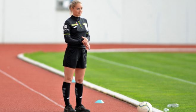 Ionela Alina Peșu debutează ca arbitru de centru în SuperLigă - arbitra-debut-1684498113.jpg