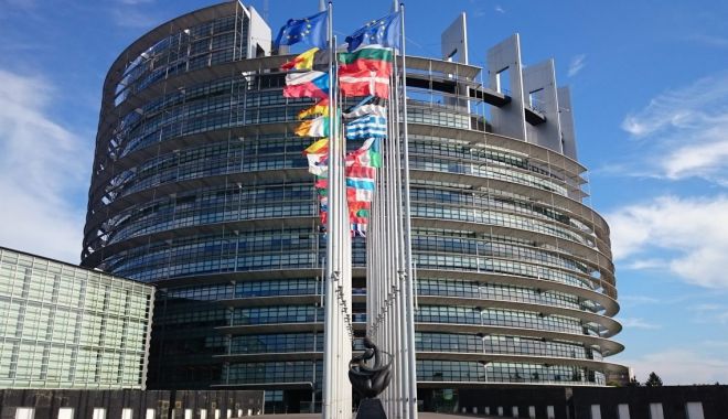 Statele membre și Parlamentul European nu au reușit să ajungă la un acord privind bugetul UE pe 2020 - architecturebuildingskyscraperto-1573896025.jpg