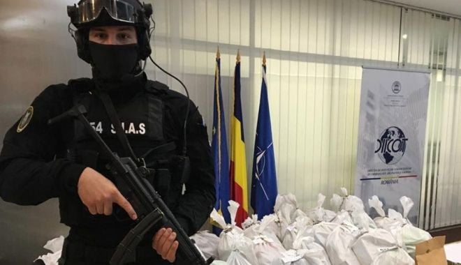 Detalii din culisele capturii istorice de heroină din Portul Constanța - arestariheroina2-1622482835.jpg