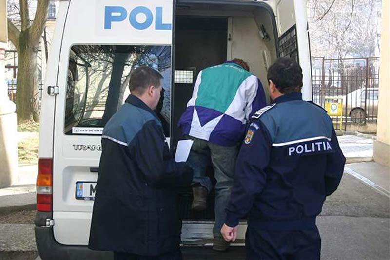 Bărbat urmărit internațional, depistat de polițiștii din Constanța - arestat-1768377585.webp