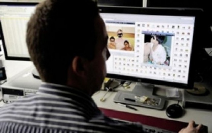 Arestat pentru pornografie infantilă. Printre victime un bebeluș de 1 an - arestat-pornografiainfantila-1742554440.jpg