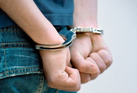 Două persoane din Constanța au ajuns după gratii. Ce spun polițiștii - arestcetateanrm-1540293529.jpg
