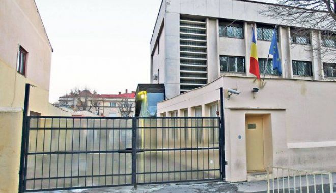 Dezvăluiri despre femeia moartă în arest - arestpolitiacapitalei465x390-1528527152.jpg